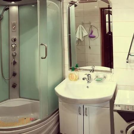 подобово в центрі на вулиці проспект свободи 7