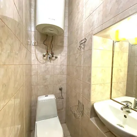 подобово в центрі на вулиці проспект свободи 7 Lägenhet *