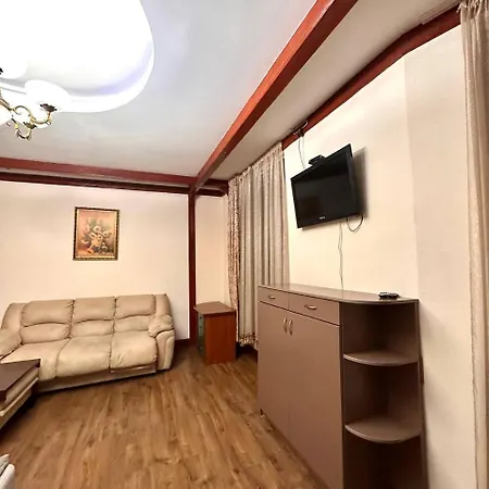 подобово в центрі на вулиці проспект свободи 7 Lägenhet Lviv