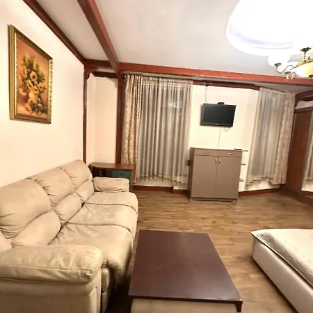 подобово в центрі на вулиці проспект свободи 7 דירה לבוב