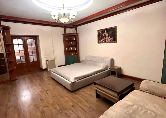 подобово в центрі на вулиці проспект свободи 7 Apartamento Lviv