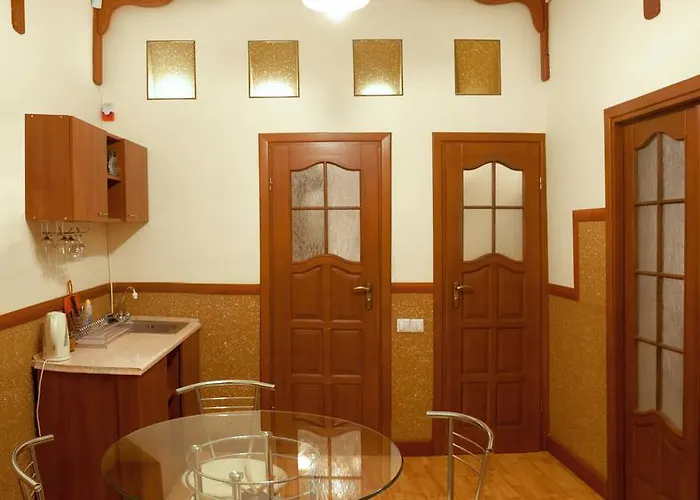 подобово в центрі на вулиці проспект свободи 7 * Λβιβ